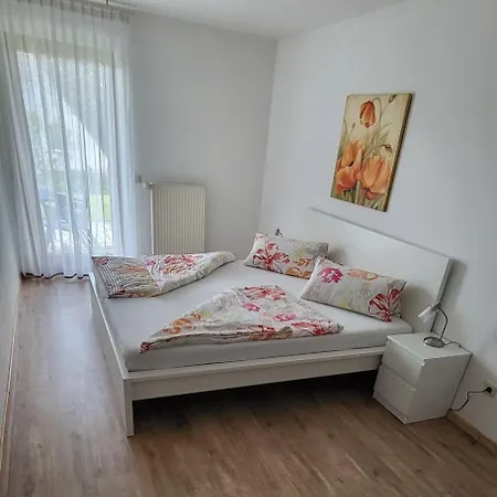 Am Wald Guest house Goessweinstein